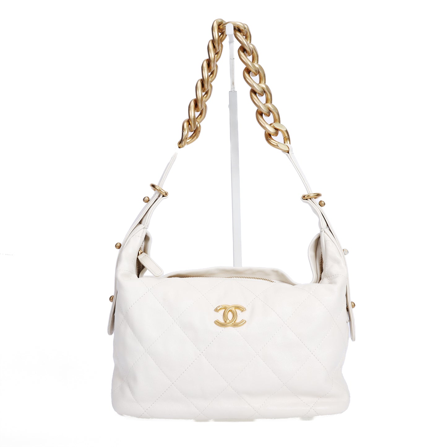 Pre-Owned Chanel White Calfskin Shoulder Bag 86581259