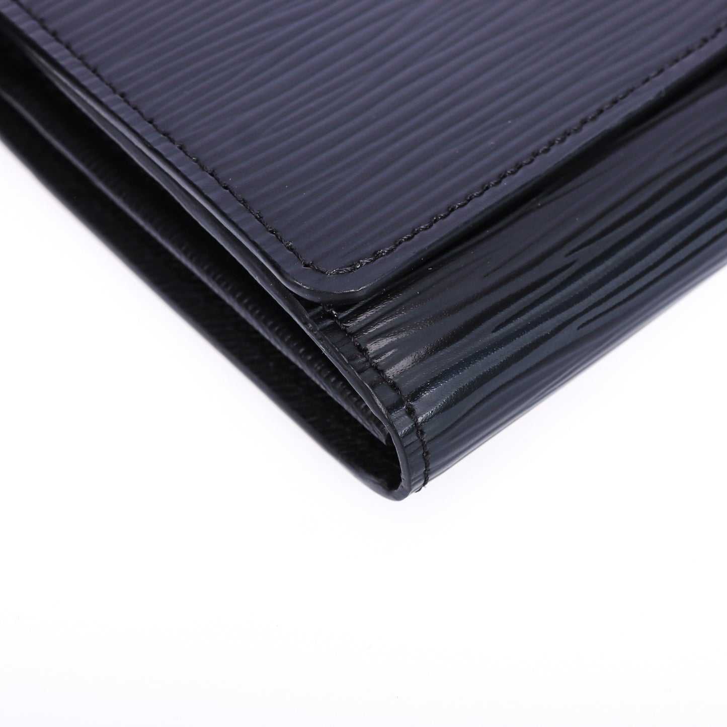 Pre-Owned Louis Vuitton LV M60767 Louise Black Epi Calfskin Wallet 87199540