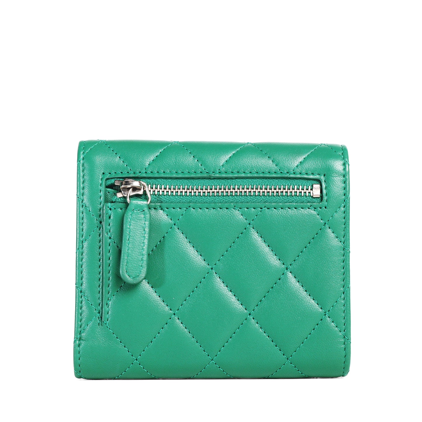 Pre-Owned Chanel Quilted Green Lambskin Compact Wallet 87389318
