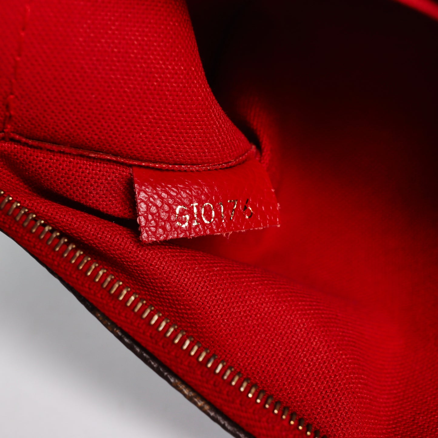 Pre-Owned Louis Vuitton Pallas Monogram Brown Coated Canvas Shoulder Bag 87741194