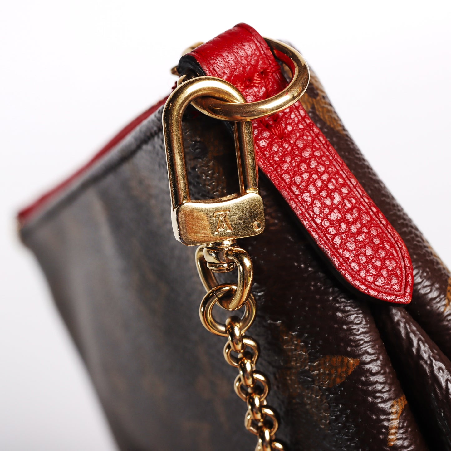 Pre-Owned Louis Vuitton Pallas Monogram Brown Coated Canvas Shoulder Bag 87741194