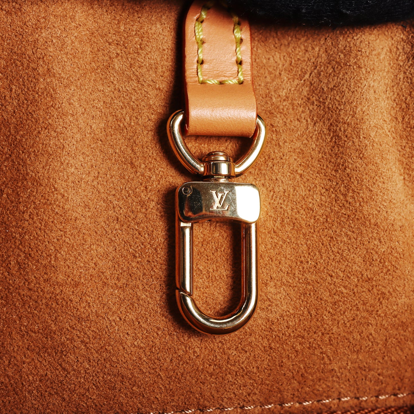 Pre-Owned Louis Vuitton Onthego MM Blue Canvas Shoulder Bag 87978151 L