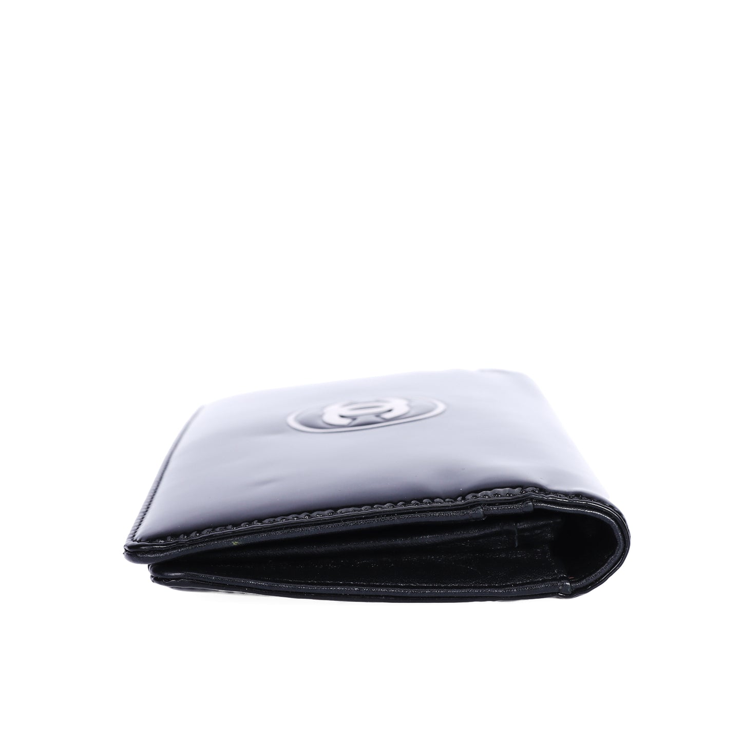 Pre-Owned Chanel CC Black Patent Leather Wallet 88232339 L