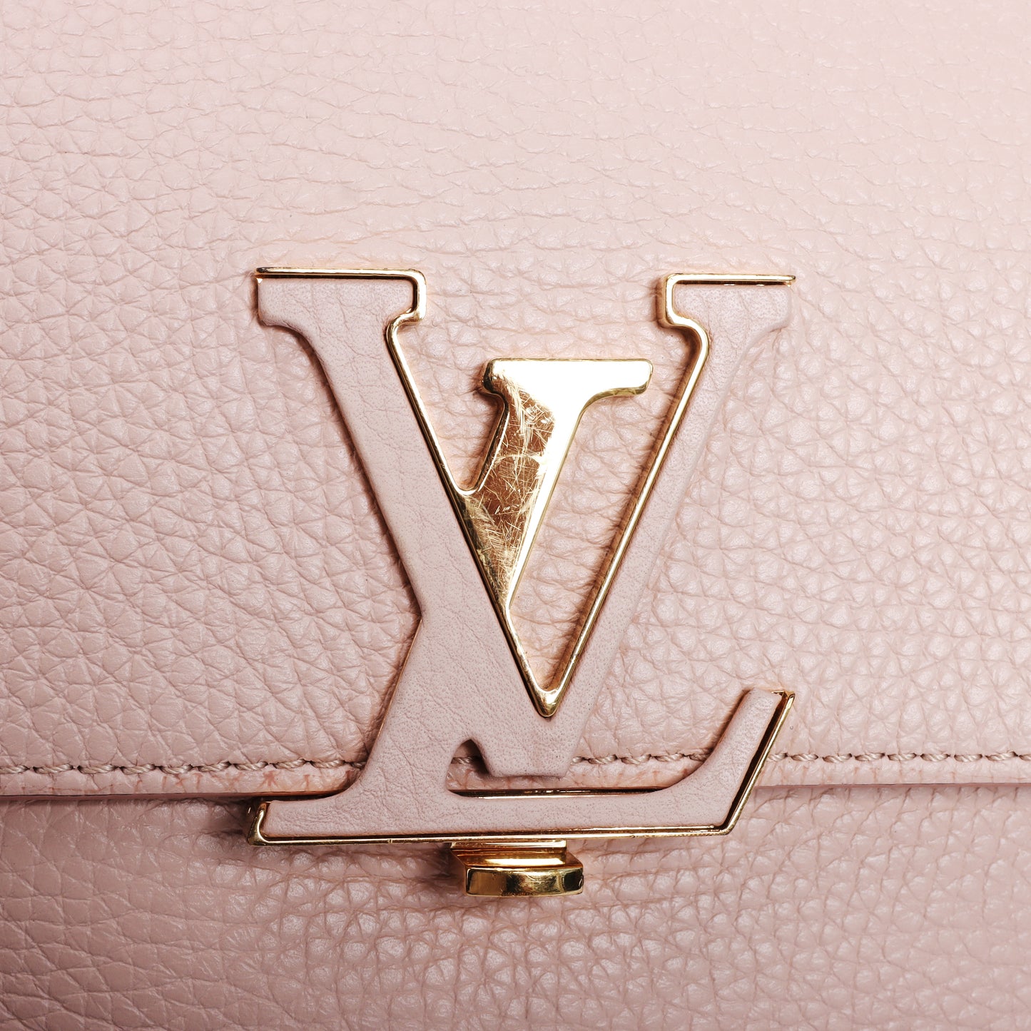 Pre-Owned Louis Vuitton Light Pink Taurillon Leather Capucines Tote Bags 93158894