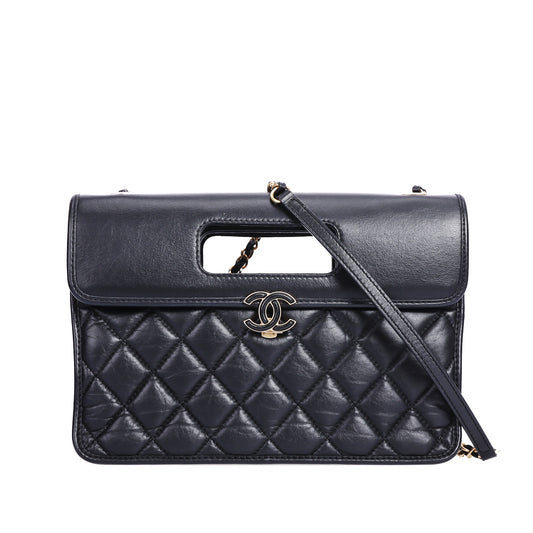 Pre-Owned Chanel  Black Quilted  Lambskin Shoulder Bag 93527587 L