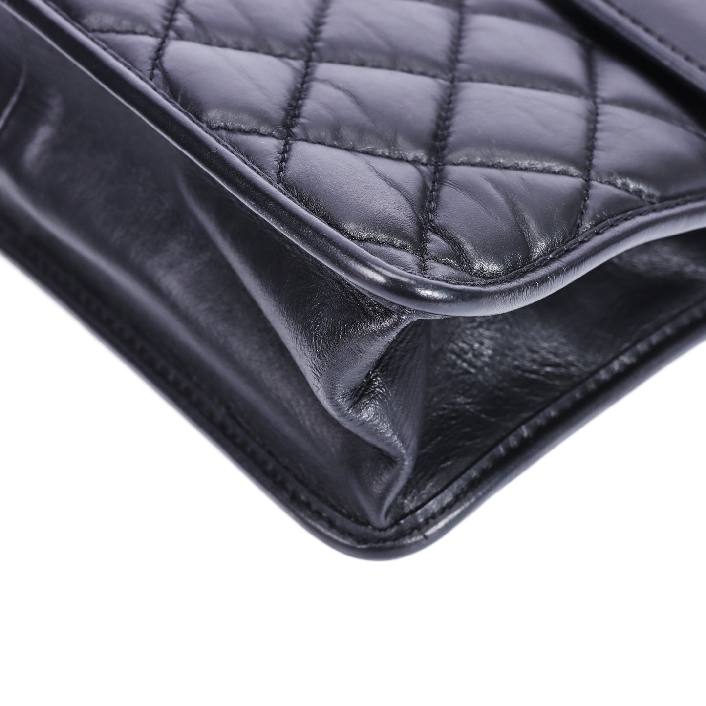 Pre-Owned Chanel  Black Quilted  Lambskin Shoulder Bag 93527587 L