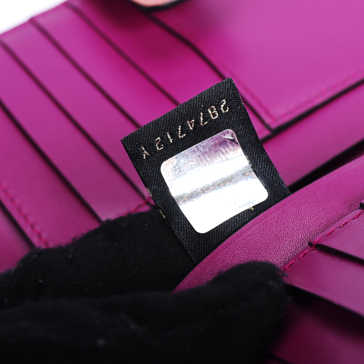 Pre-Owned Bulgari Serpenti Forever Pink Calfskin Small Wallet 94919829