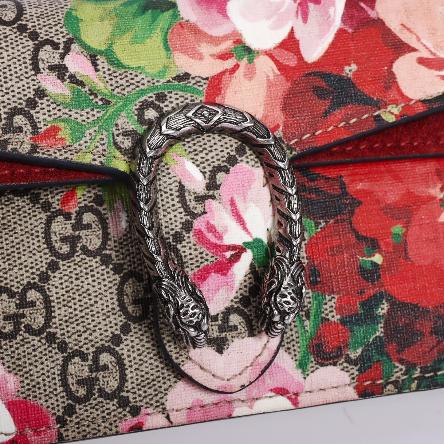 Pre-Owned Gucci Dionysus Begei Coated Canvas Wallet on Chain 96497999