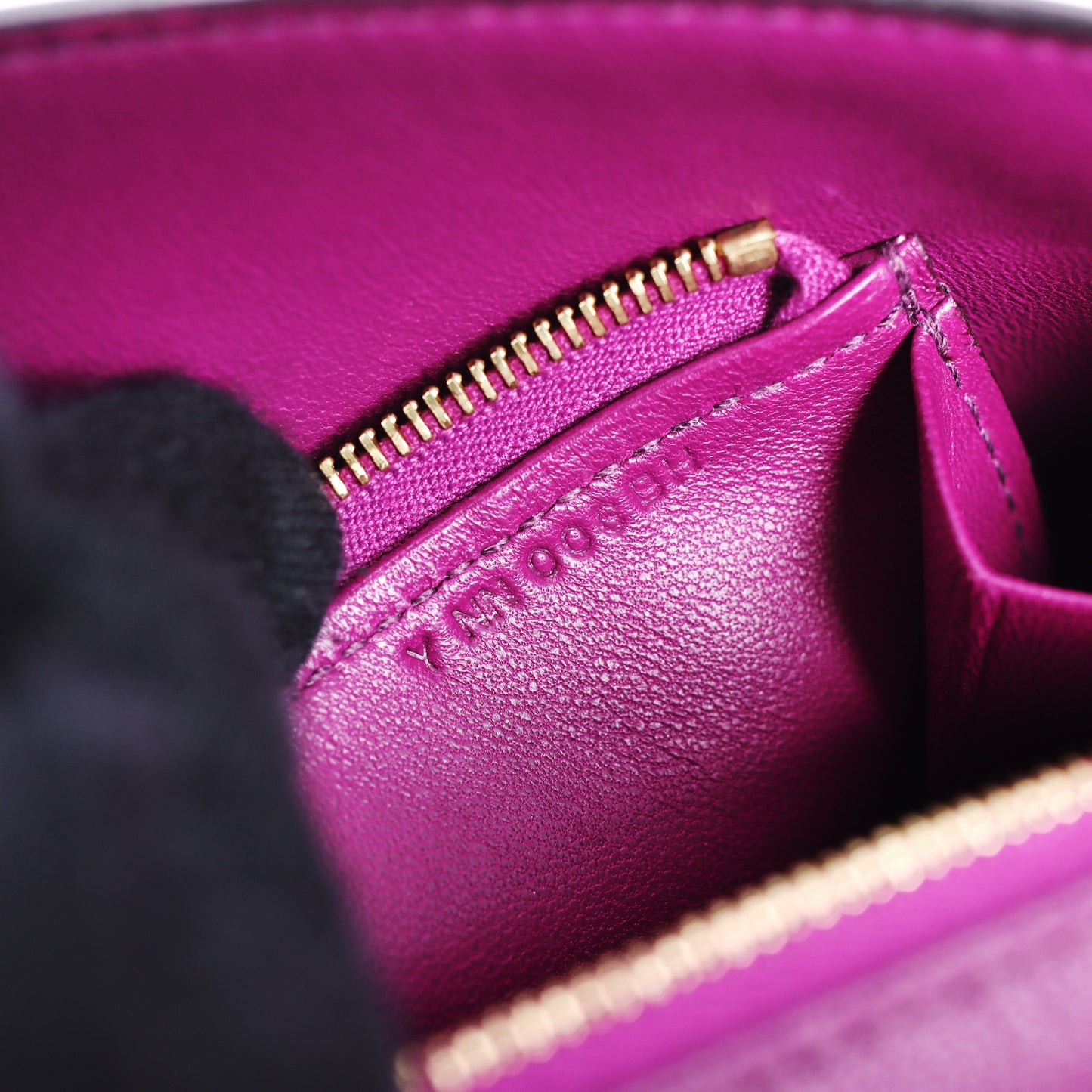 Pre-Owned Hermès Cinhetic Anemone Chevre Mysore Shoulder Bag 98072288L