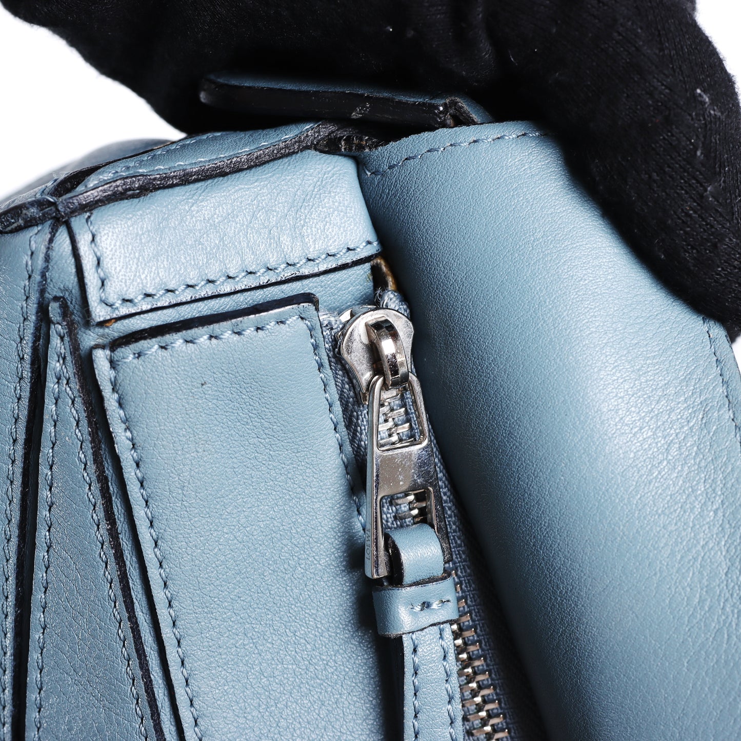 Pre-Owned Loewe Puzzle  Light Blue Calfskin Shoulder Bag 10243712