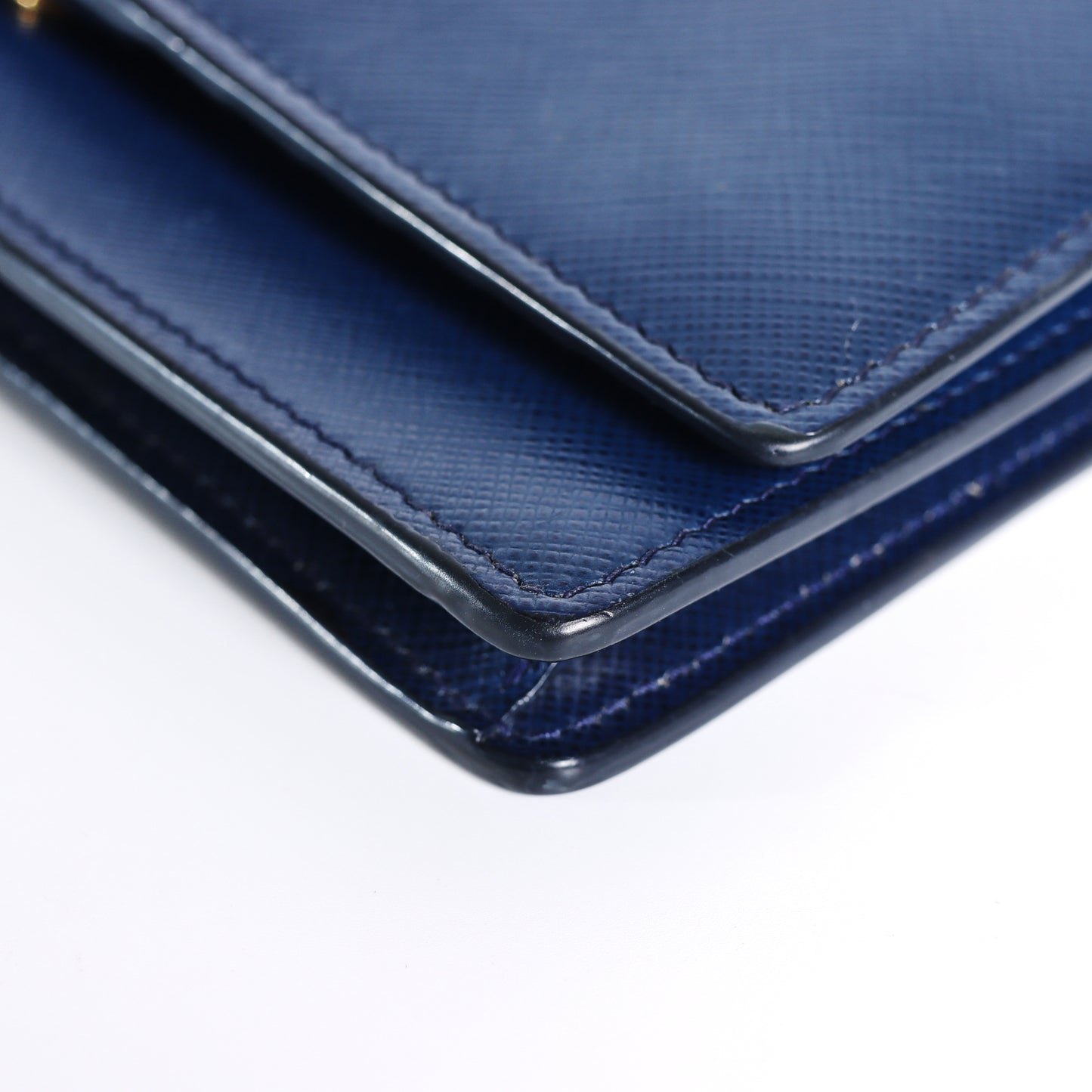 Pre-Owned Prada Chain Wallet Navy Blue calfskin Wallet 11506083