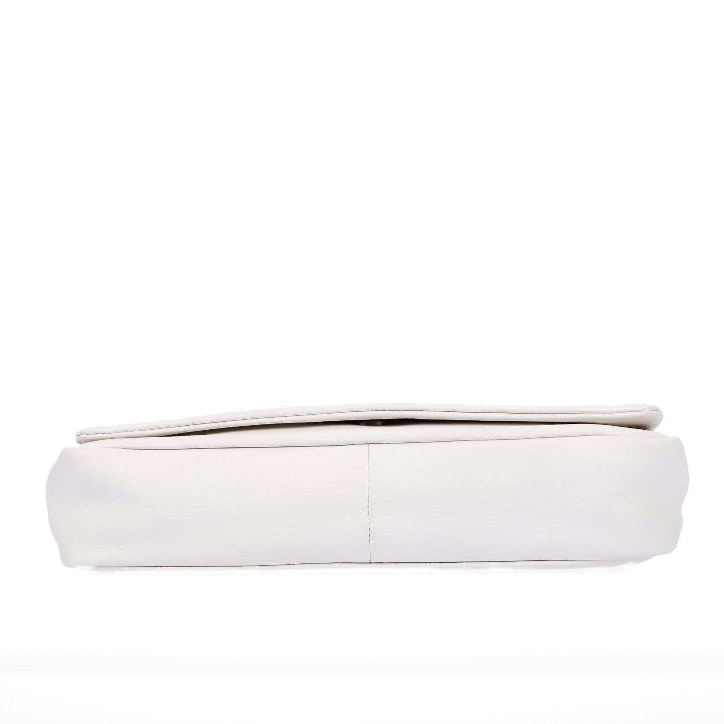 Pre-Owned Chanel Cube Studs White Calfskin Shoulder Bag 12366113 L