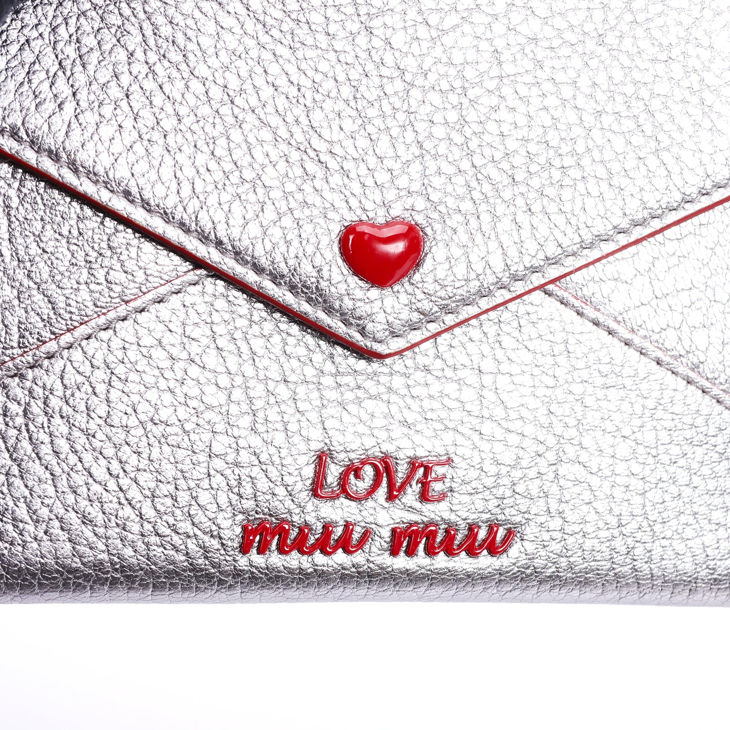 Pre-Owned Miu Miu Madras Love Silver Goatskin Wallet 12512587