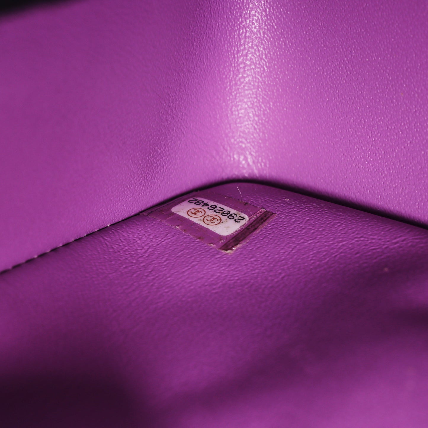 Pre-Owned Chanel Classic Flap Pink Calfskin 15877308