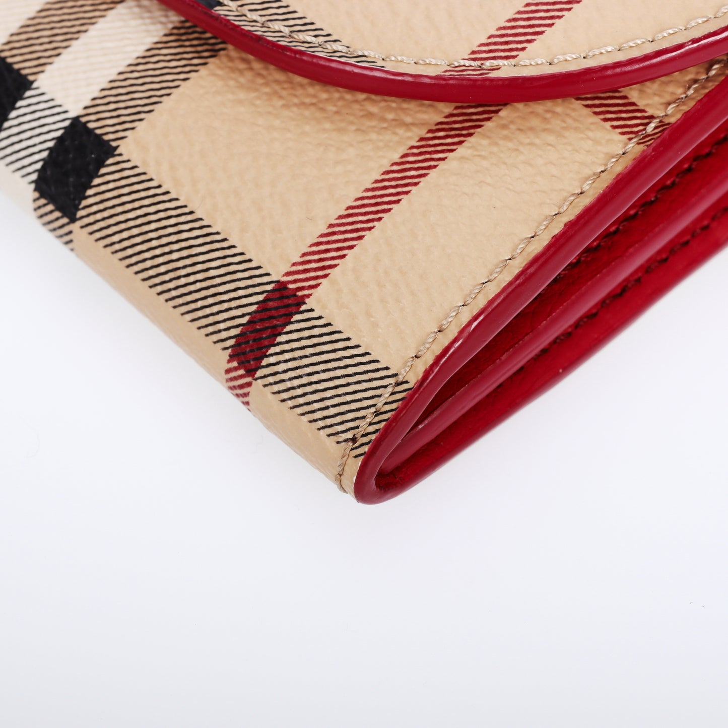 Pre-Owned Burberry Haymarket Check Beige Coated Canvas Wallet on Chain 16022426