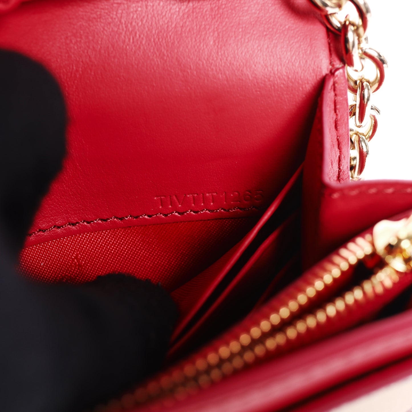 Pre-Owned Burberry Haymarket Check Beige Coated Canvas Wallet on Chain 16022426