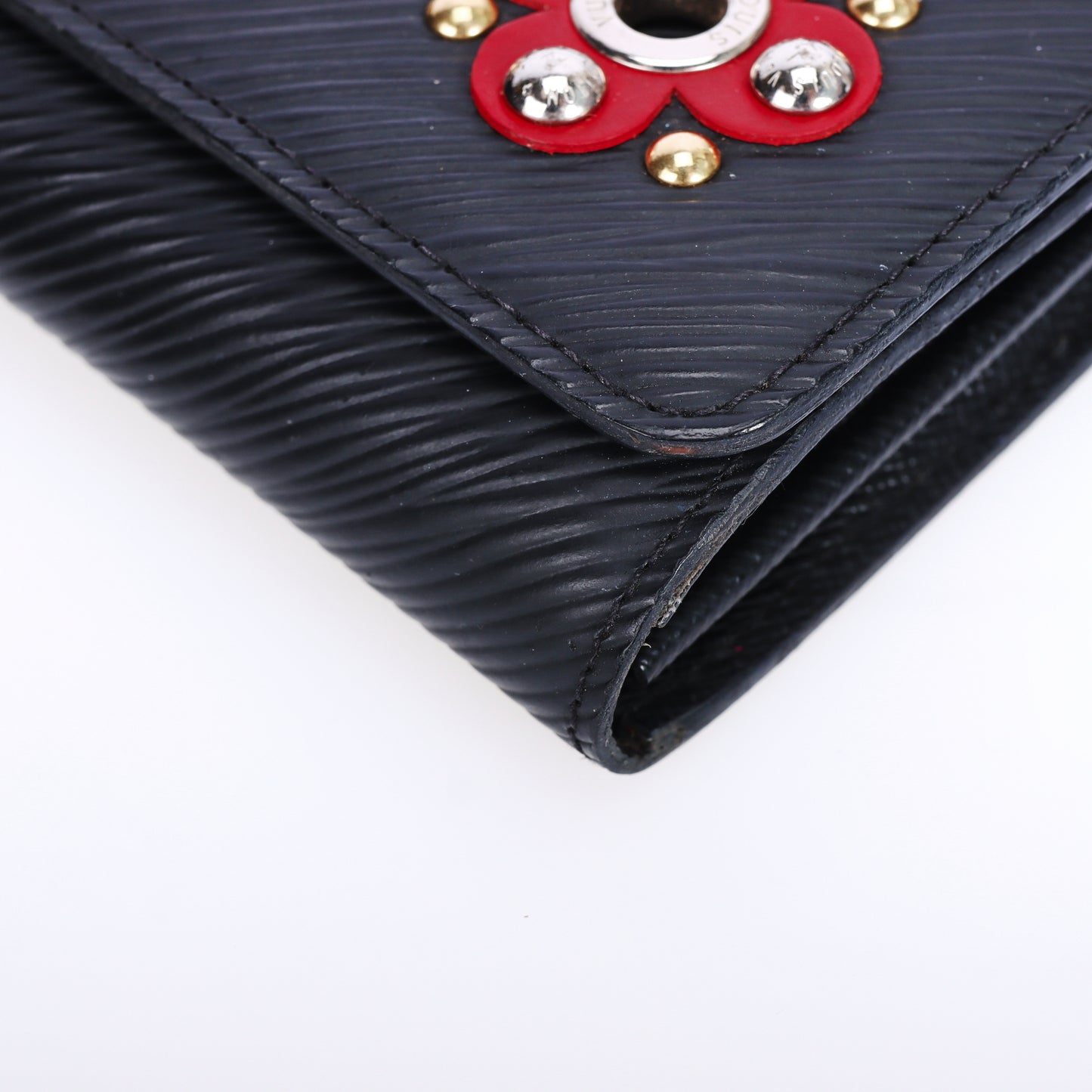 Pre-Owned Louis Vuitton Twist Black Epi Calfskin Wallet 17354674