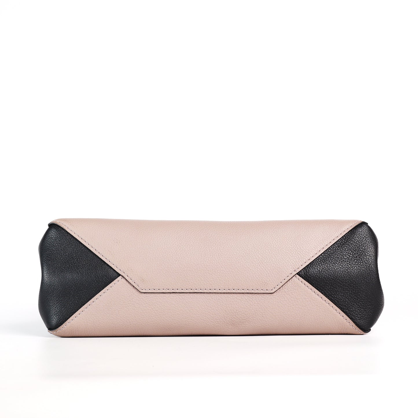 Pre-Owned Louis Vuitton Lockme II Beige Calfskin Shoulder Bag 17895358 c