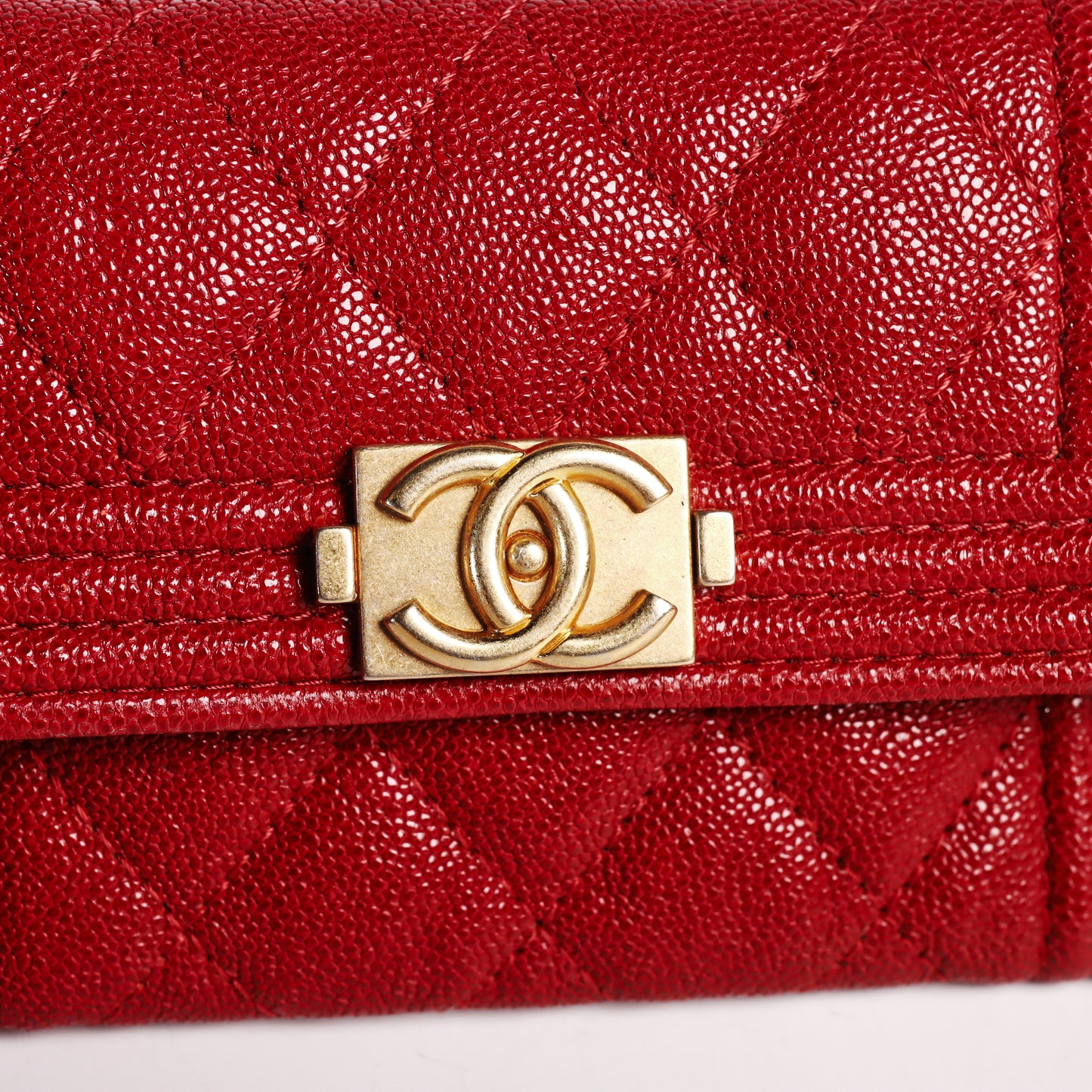 Pre-Owned Chanel Boy Red Caviar Leather Small Wallet  18293001