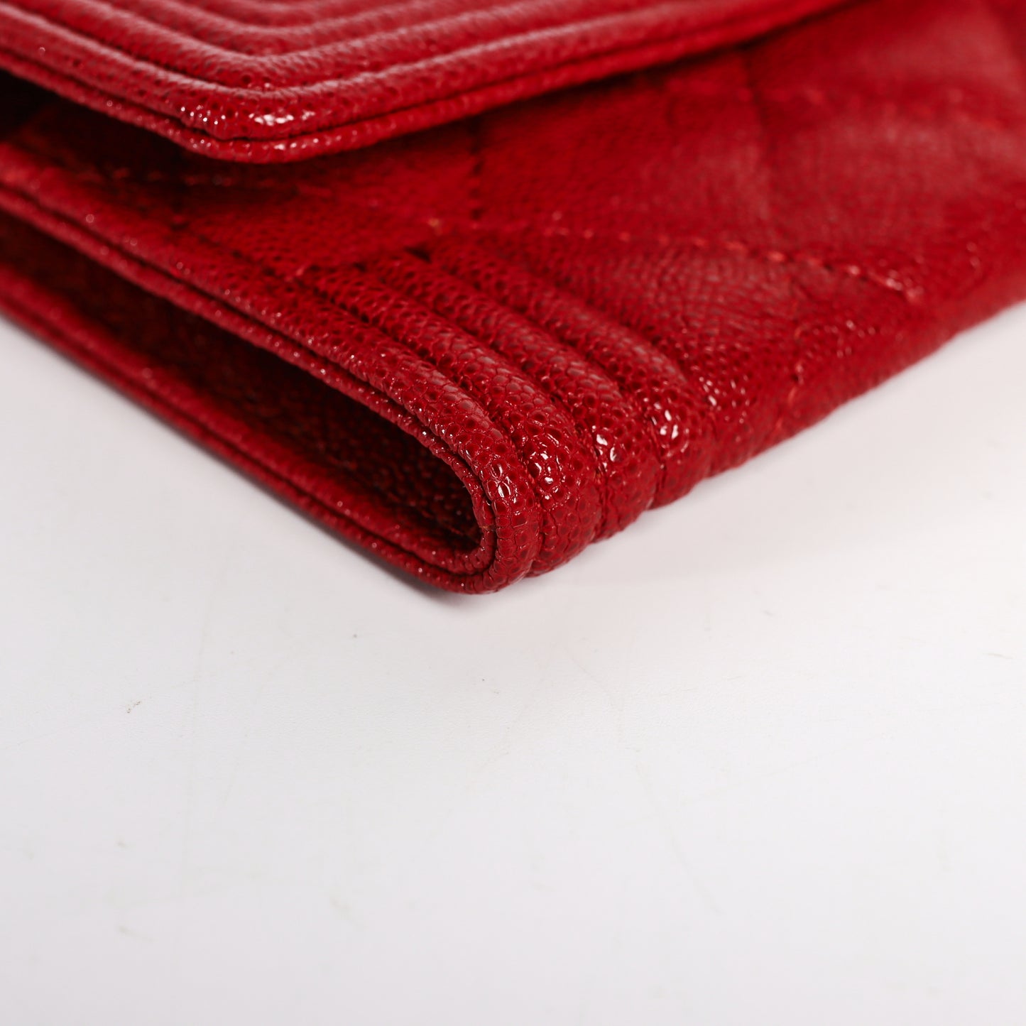 Pre-Owned Chanel Boy Red Caviar Leather Small Wallet  18293001