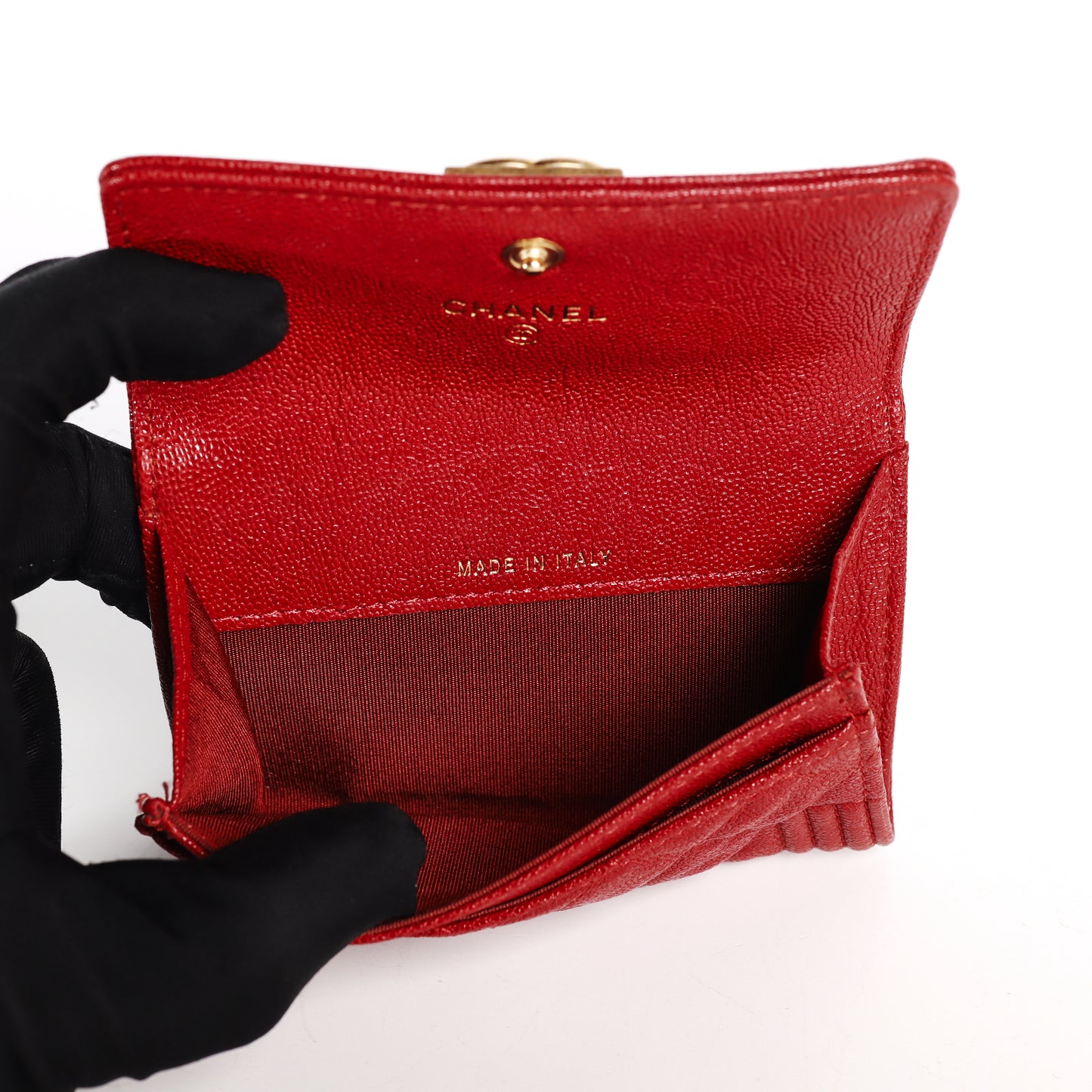 Pre-Owned Chanel Boy Red Caviar Leather Small Wallet  18293001