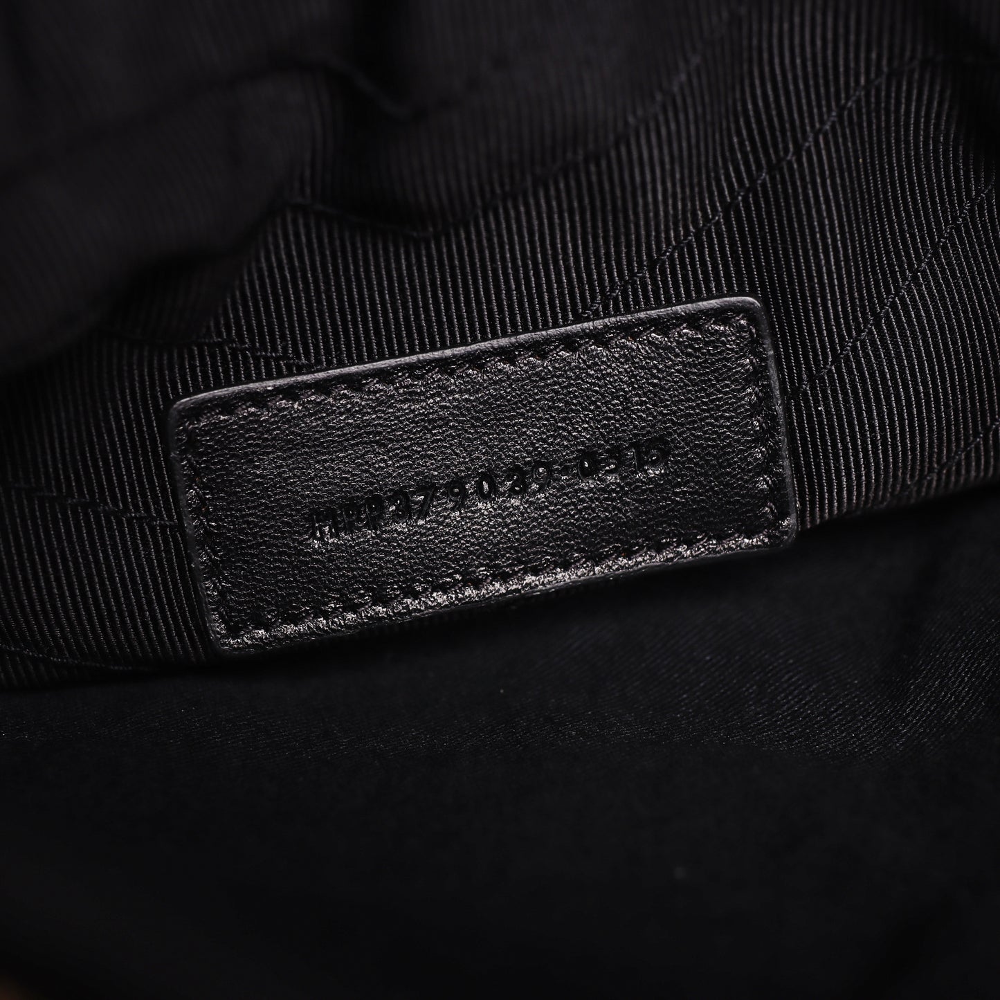 Pre-Owned Saint Laurent Monogram Red Chevron Quilted Calfskin Leather Wristlet 18623974