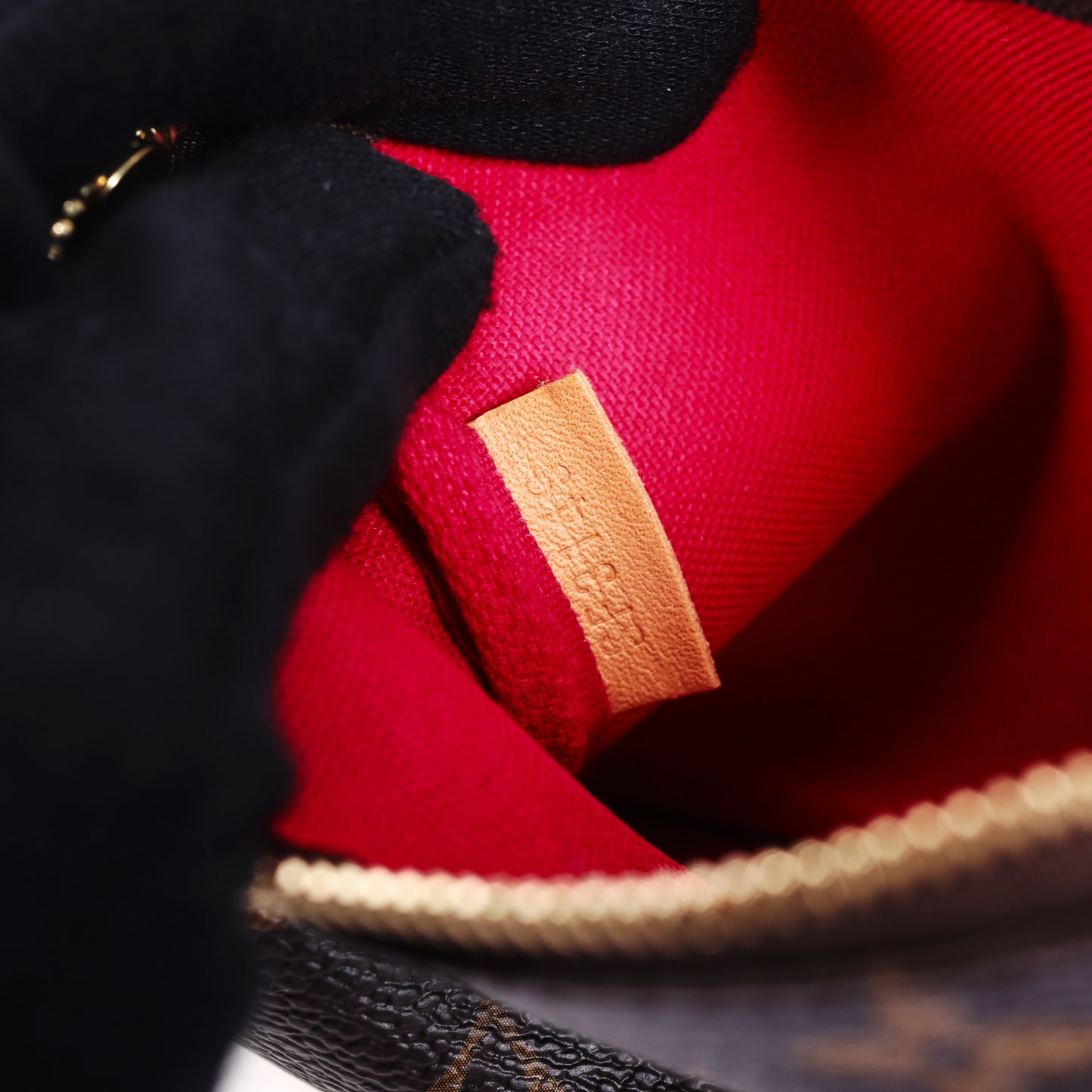 Pre-Owned Louis Vuitton Pochette Accessoires Monogram  Brown Coated Canvas  Small Leather Goods 18809526