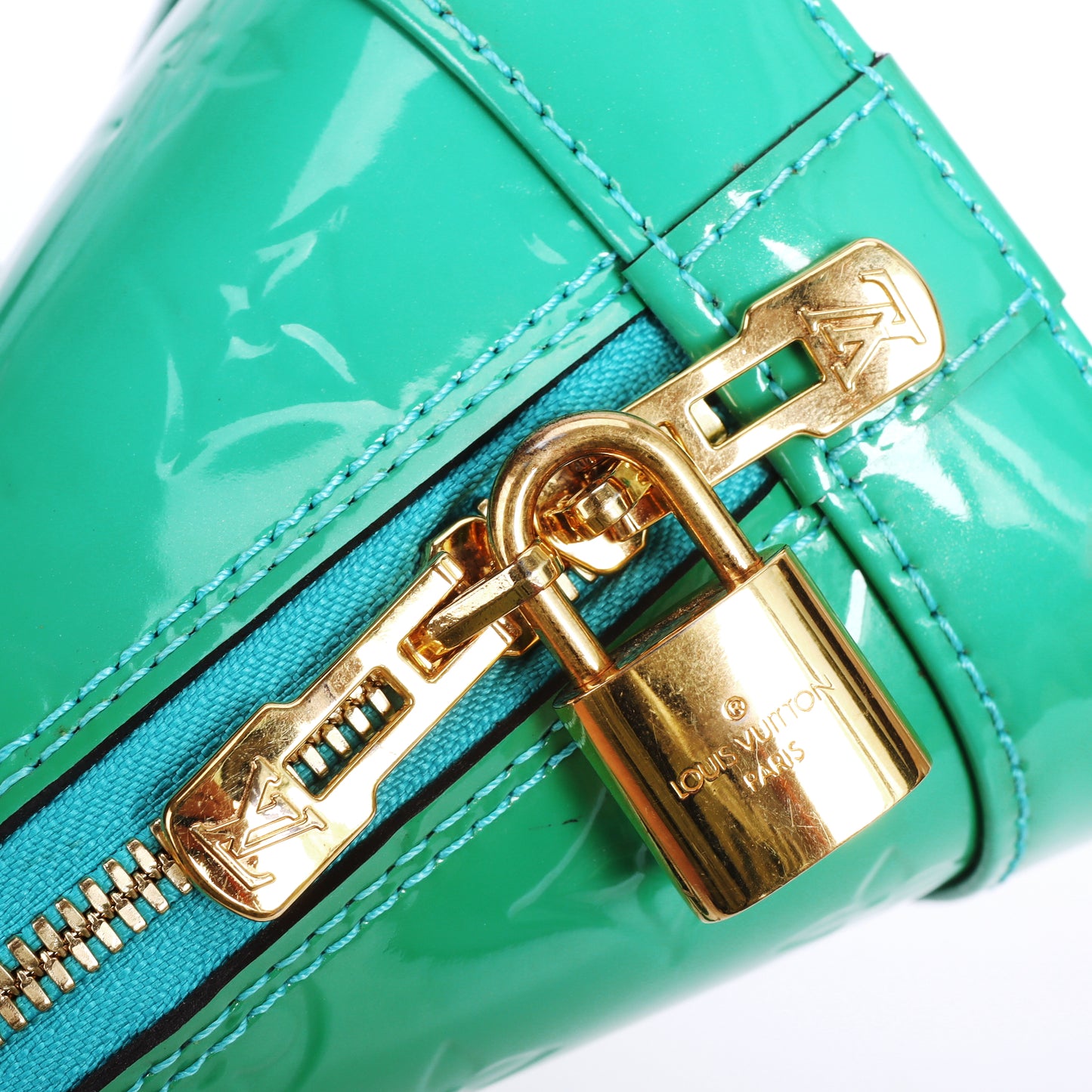 Pre-Owned Louis Vuitton Alma BB Green Patent Leather Shoulder Bag 19387742