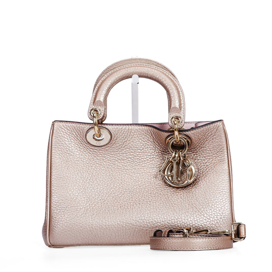 Pre-Owned Dior Metallic Rose Gold Calfskin Leather Shoulder Bag 26219599