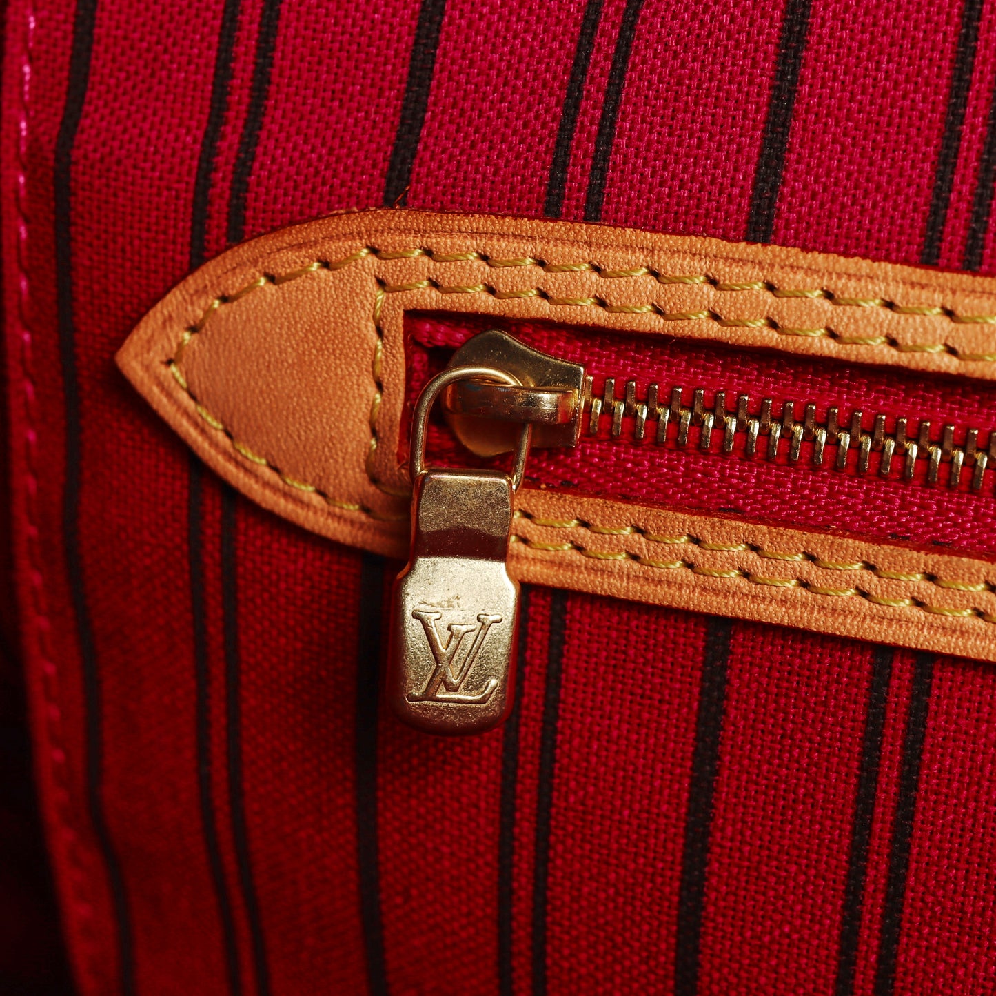 Pre-Owned Louis Vuitton Neverfull Brown Monogram Coated Canvas Top Handle Bag 27863388