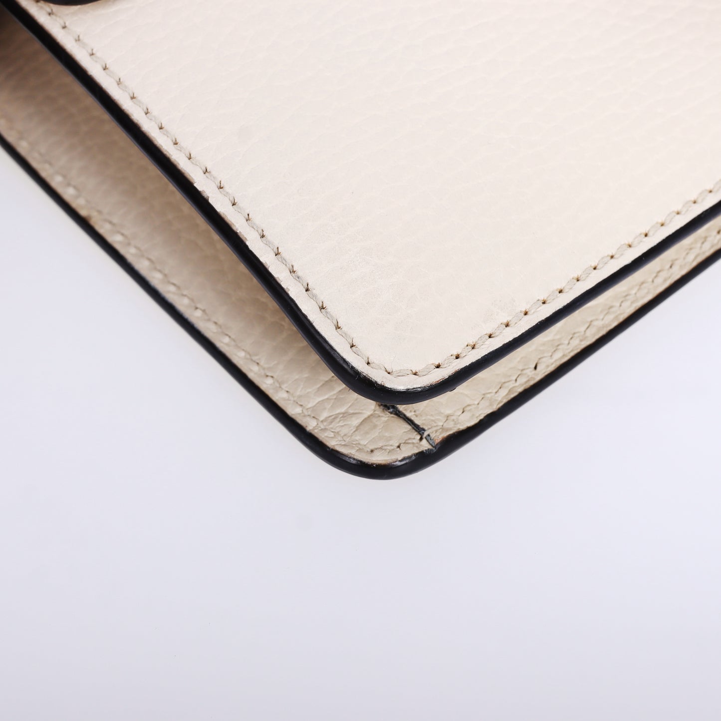 Pre-Owned Gucci Dionysus White Calfskin Shoulder Bag 27896798L