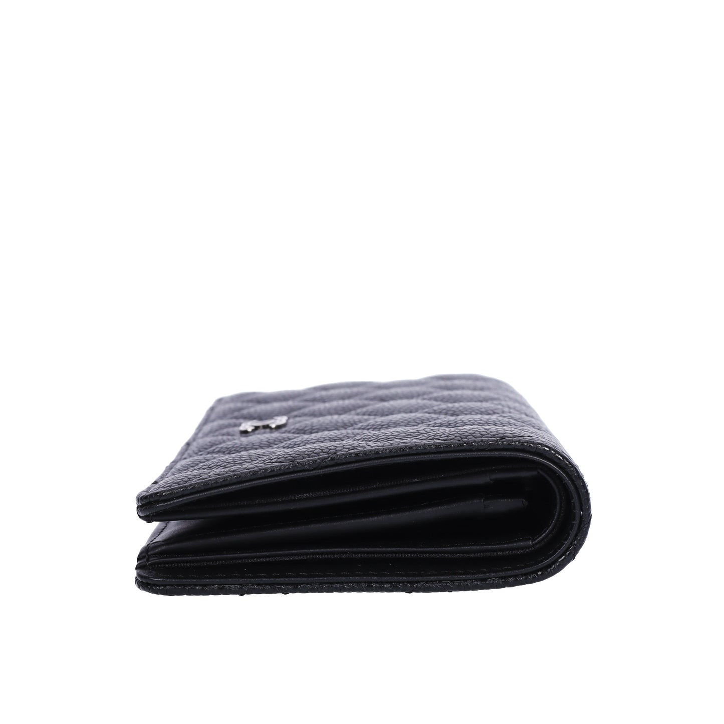 Pre-Owned Chanel Classic Black Quilted Caviar Calfskin Wallet 30737681