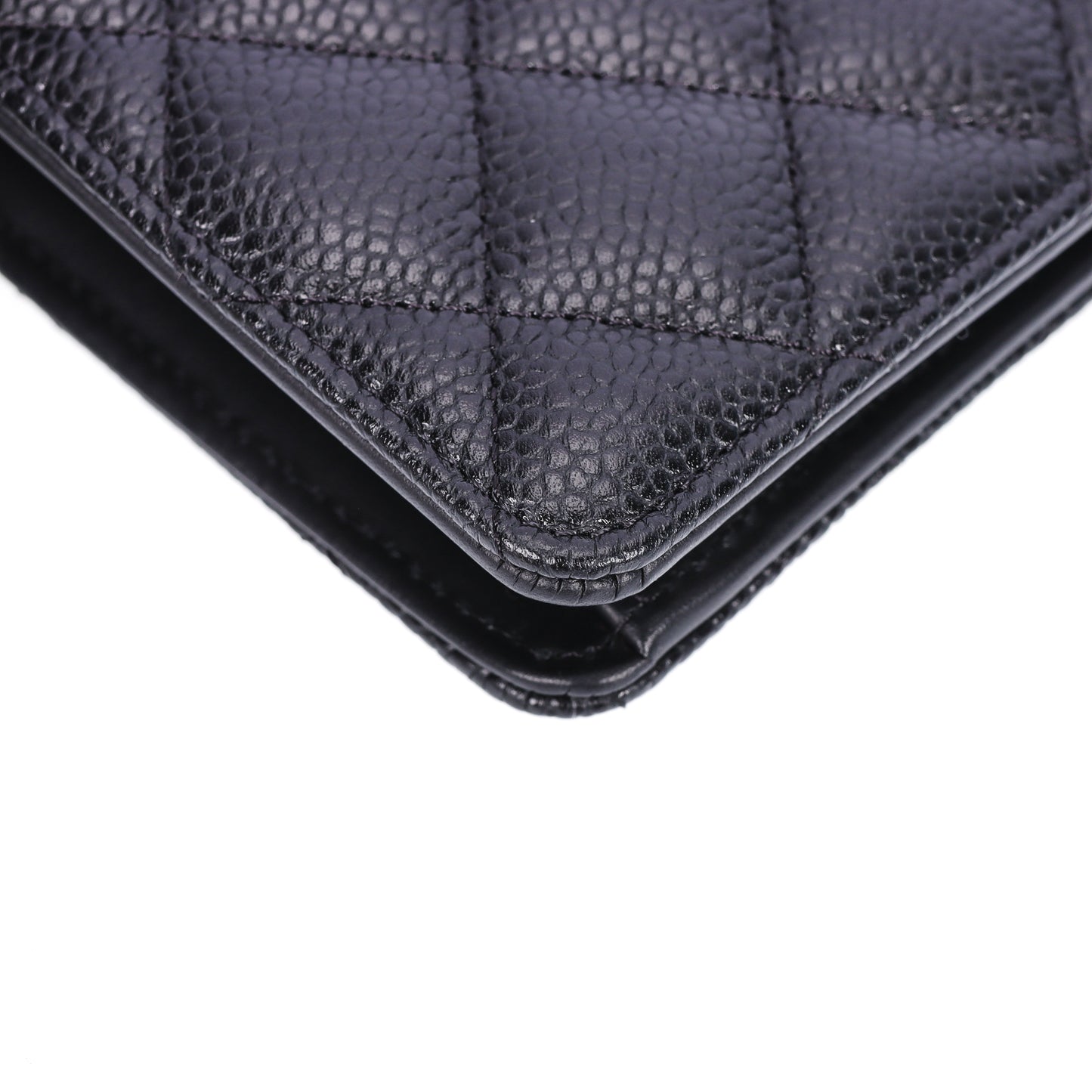 Pre-Owned Chanel Classic Black Quilted Caviar Calfskin Wallet 30737681