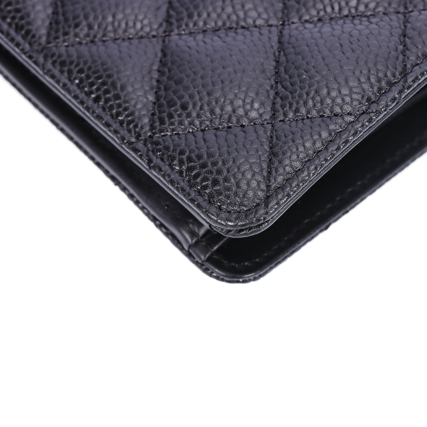 Pre-Owned Chanel Classic Black Quilted Caviar Calfskin Wallet 30737681