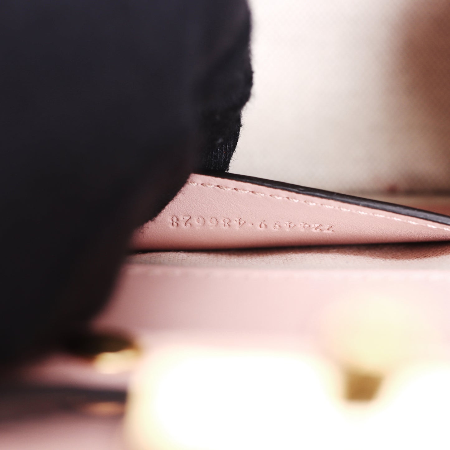 Pre-Owned Gucci  Matlase  GG Pink Quilted Calfskin Shoulder Bag 30849742 C