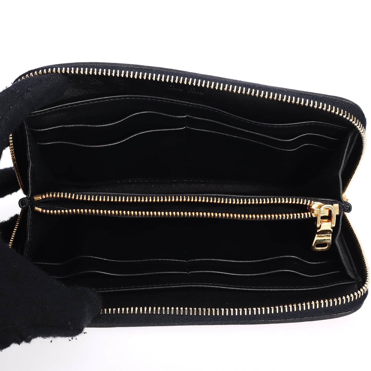 Pre-Owned Miu Miu Matelassé Orange Calfskin Studded Zip-Around Long Wallet 32091519