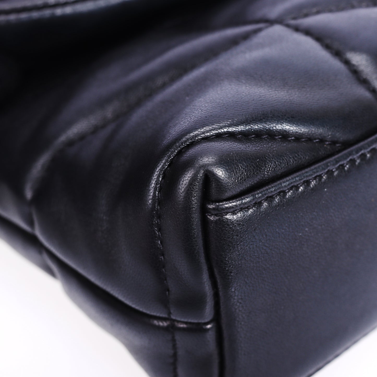 Pre-Owned Saint Laurent Loulou Puffer Black Lambskin Leather Shoulder Bag 34941185