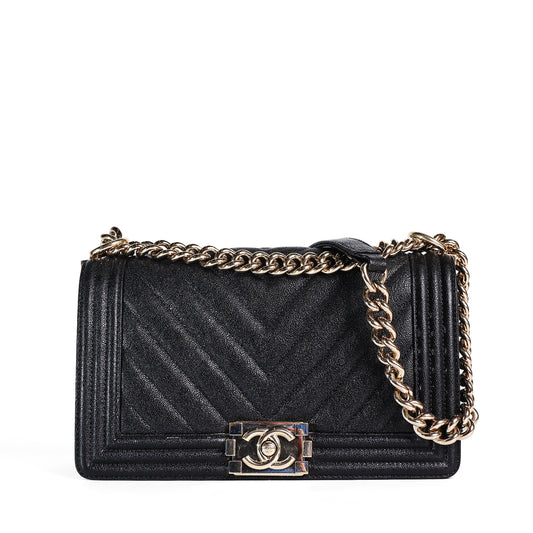 Pre-Owned Chanel  Le Boy Medium Black Calfskin Crossbody Bag 38908473