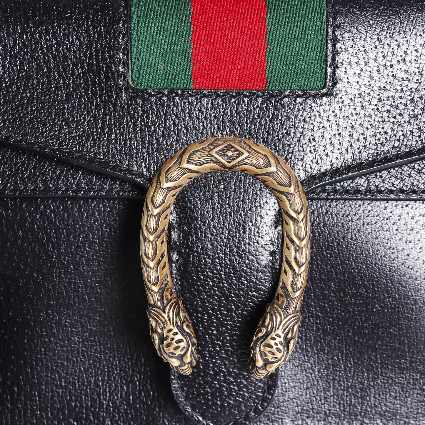 Pre-Owned Gucci Dionysus Black Calfskin Shoulder Bag 40799391