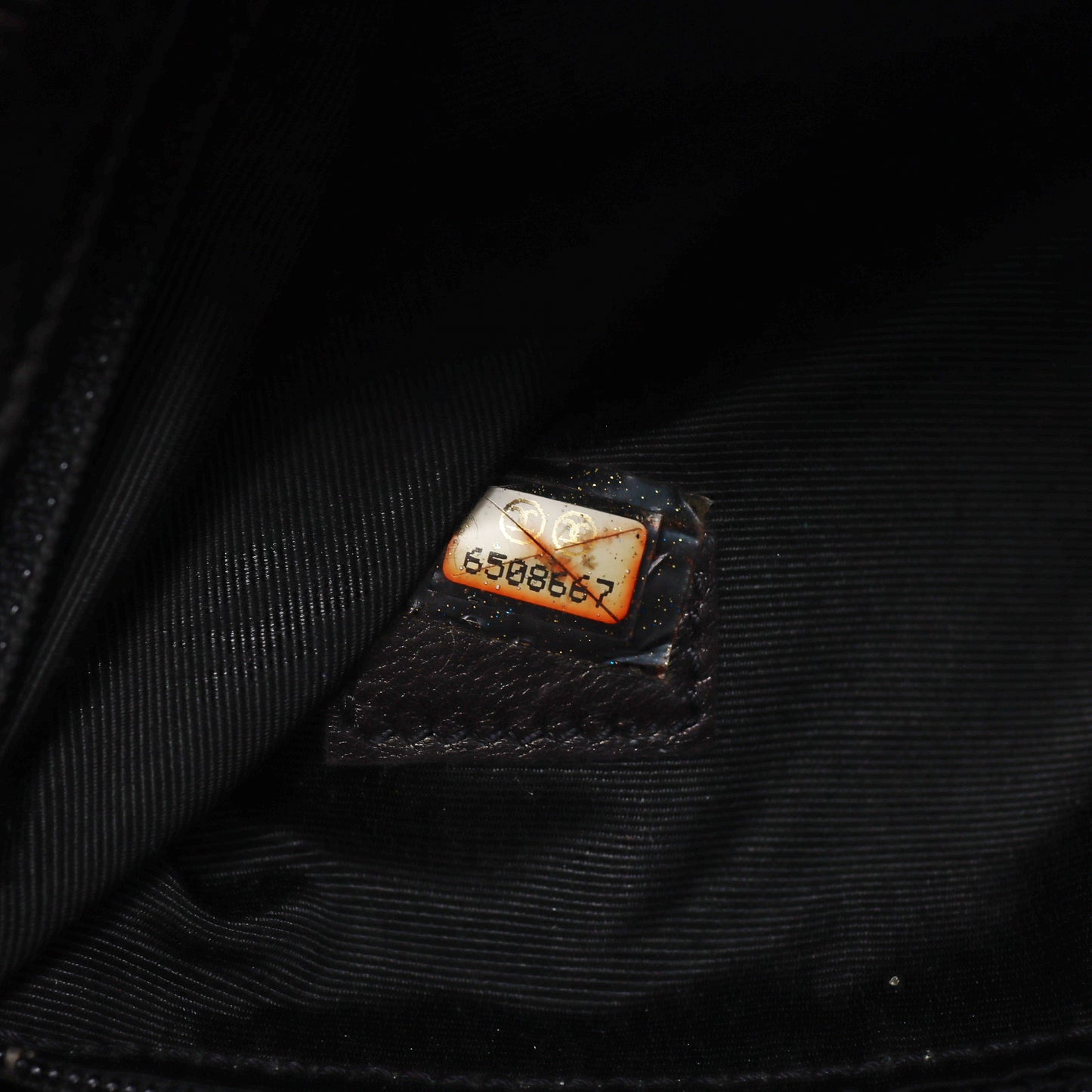 Pre-Owned Chanel Hilton Black Calfskin Top Handle Bag 41504407