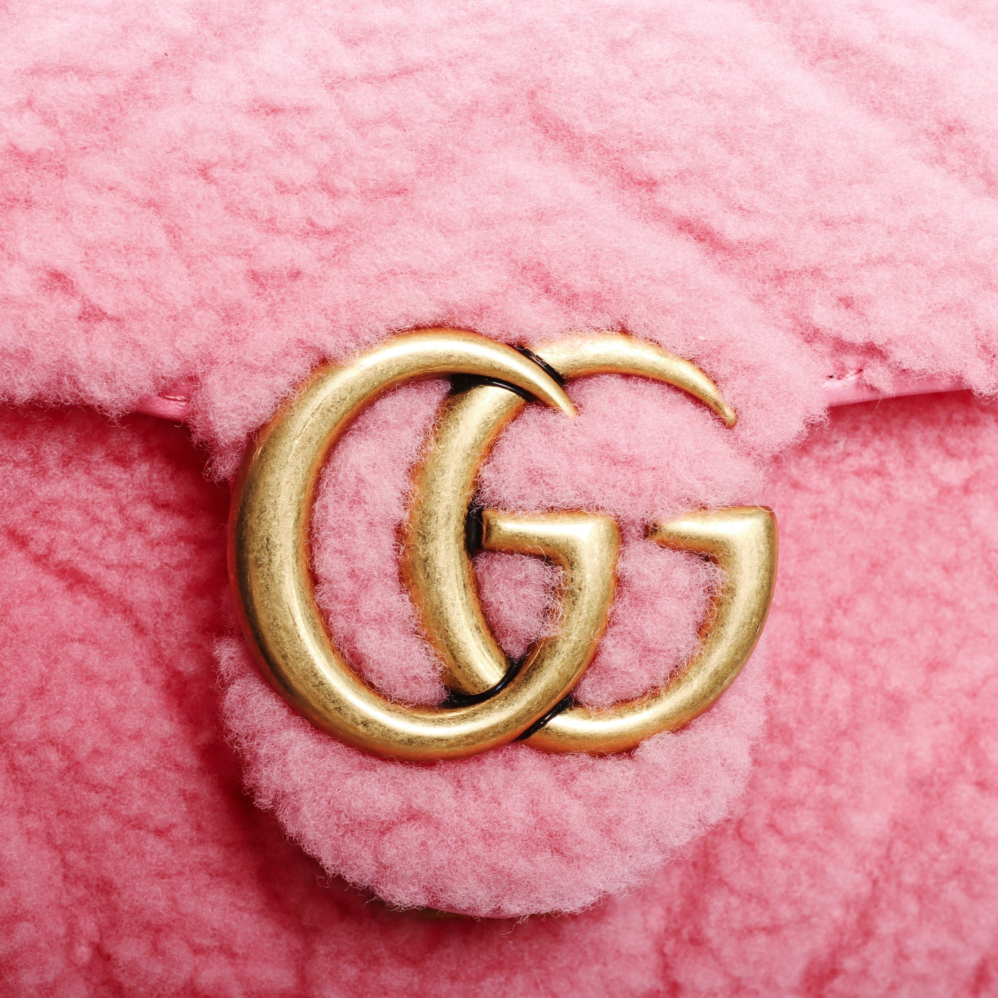 Pre-Owned Gucci GG Super GG Marmont Pink Shearling Calfskin Matelasse Shoulder Bag 44054625