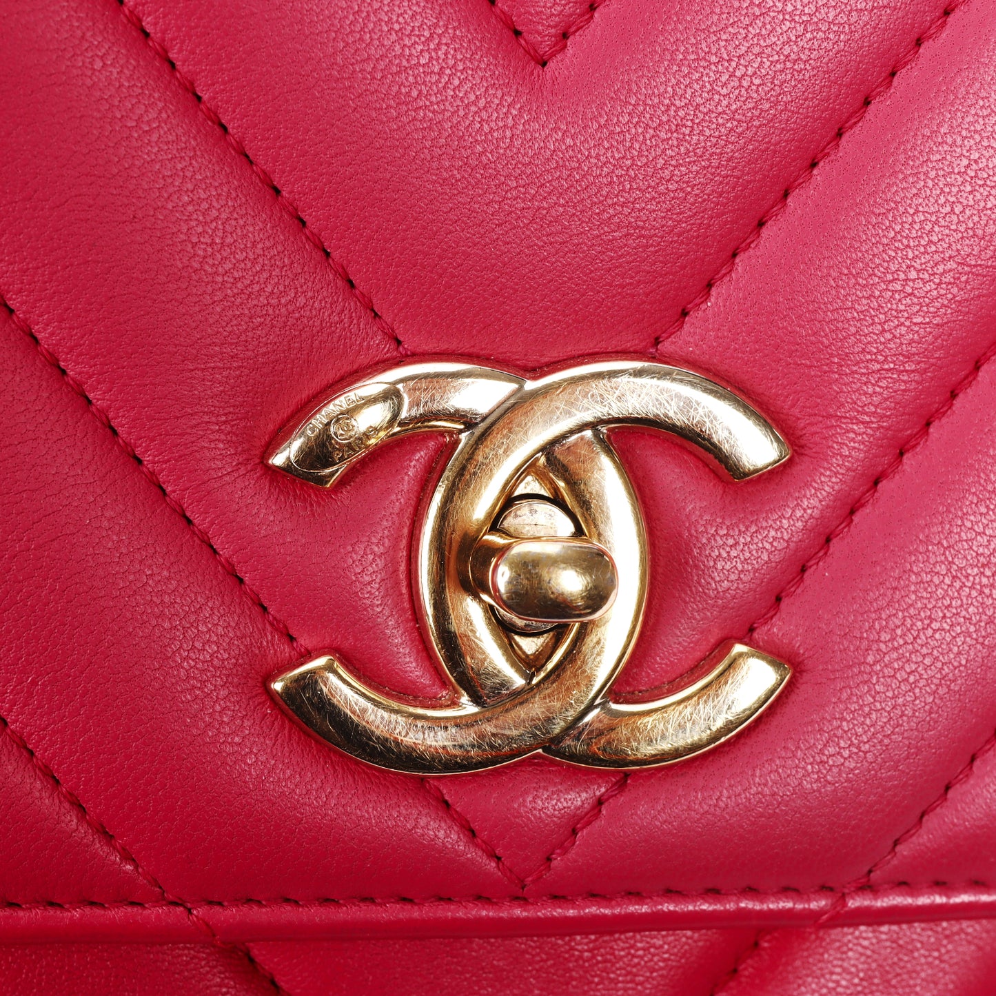 Pre-Owned Chanel Trendy CC Small Size Pink Calfskin Crossbody Bag 47704381 L