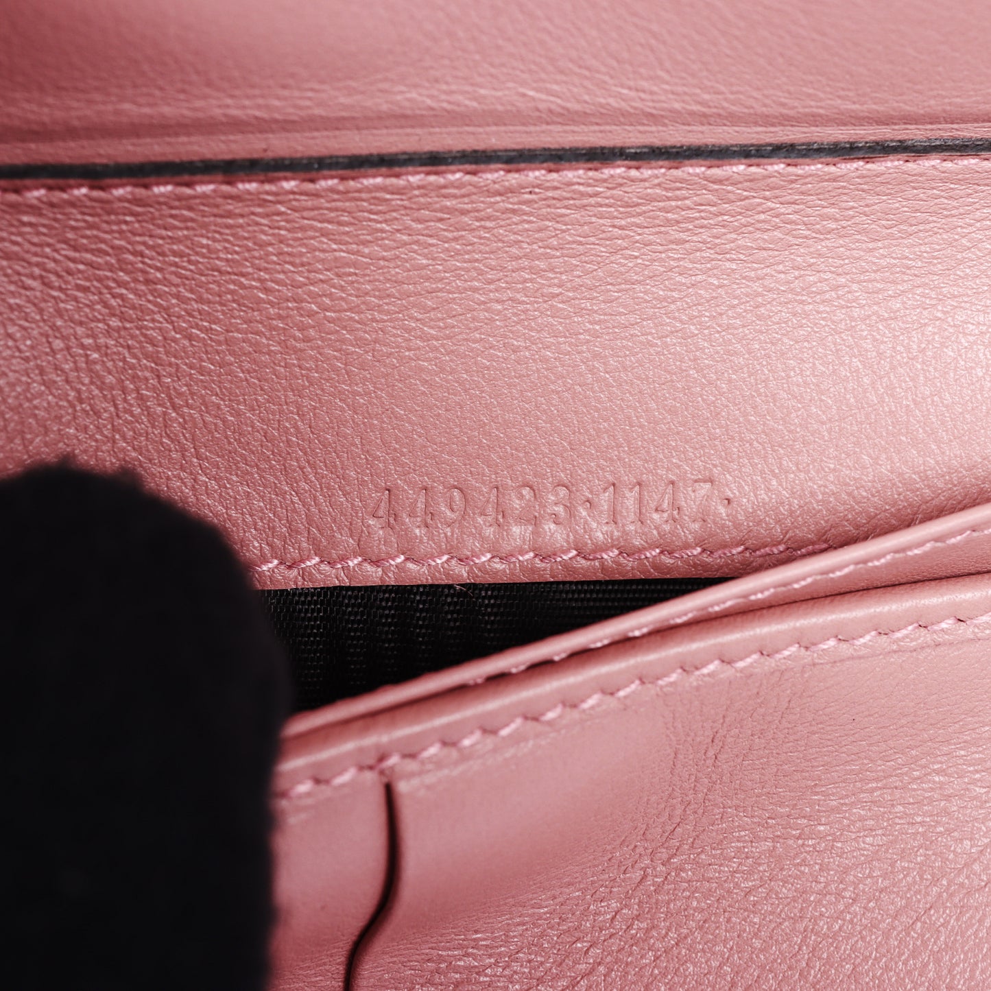 Pre-Owned Gucci Guccissima Pink Calfskin Zip Around Long Wallet 47791629