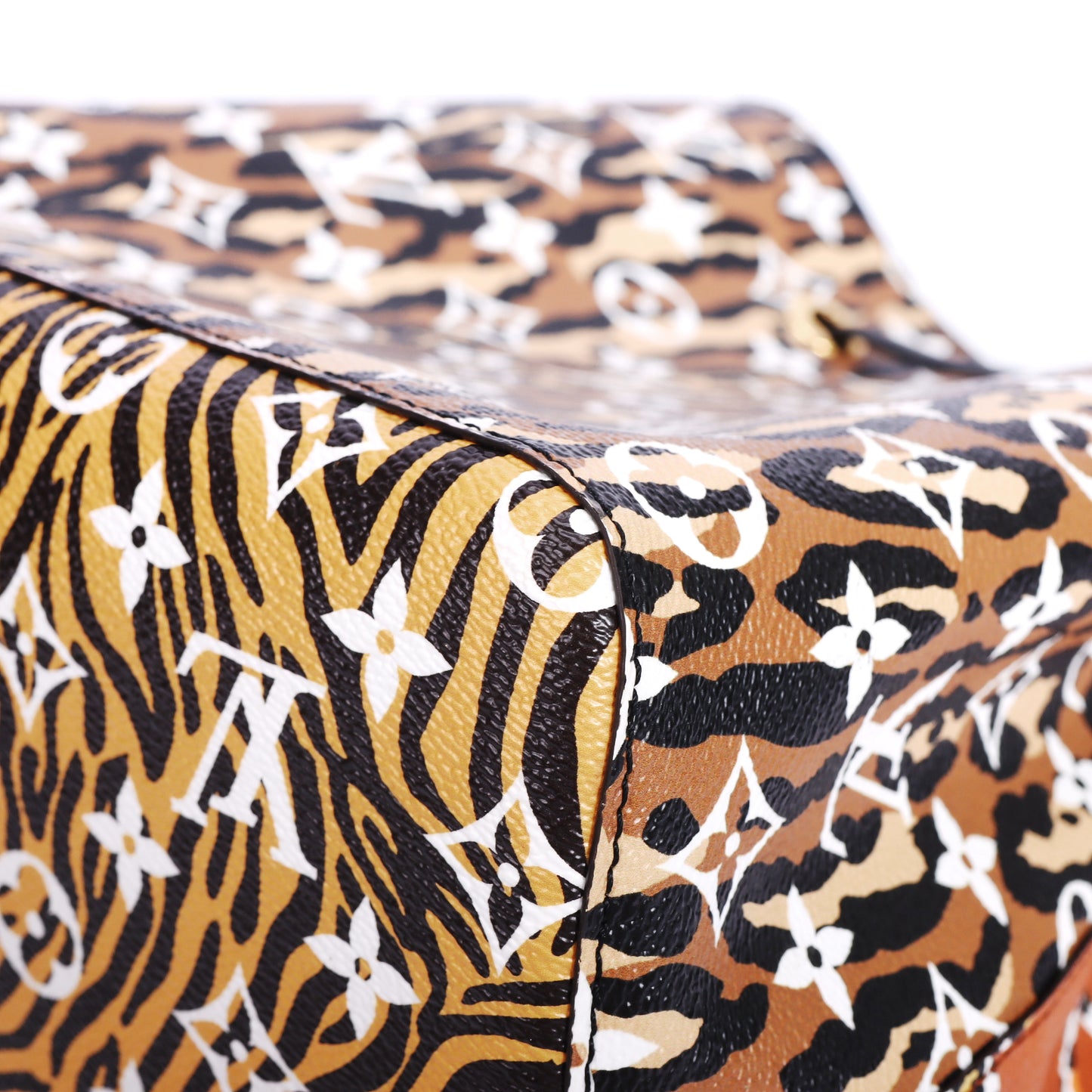 Pre-Owned Louis Vuitton  Jungle NeoNoe Caramel Calfskin Shoulder Bag 48583201