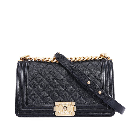 Pre-Owned Chanel  Le Boy Medium Black Quilted Calfskin Crossbody Bag 51436585