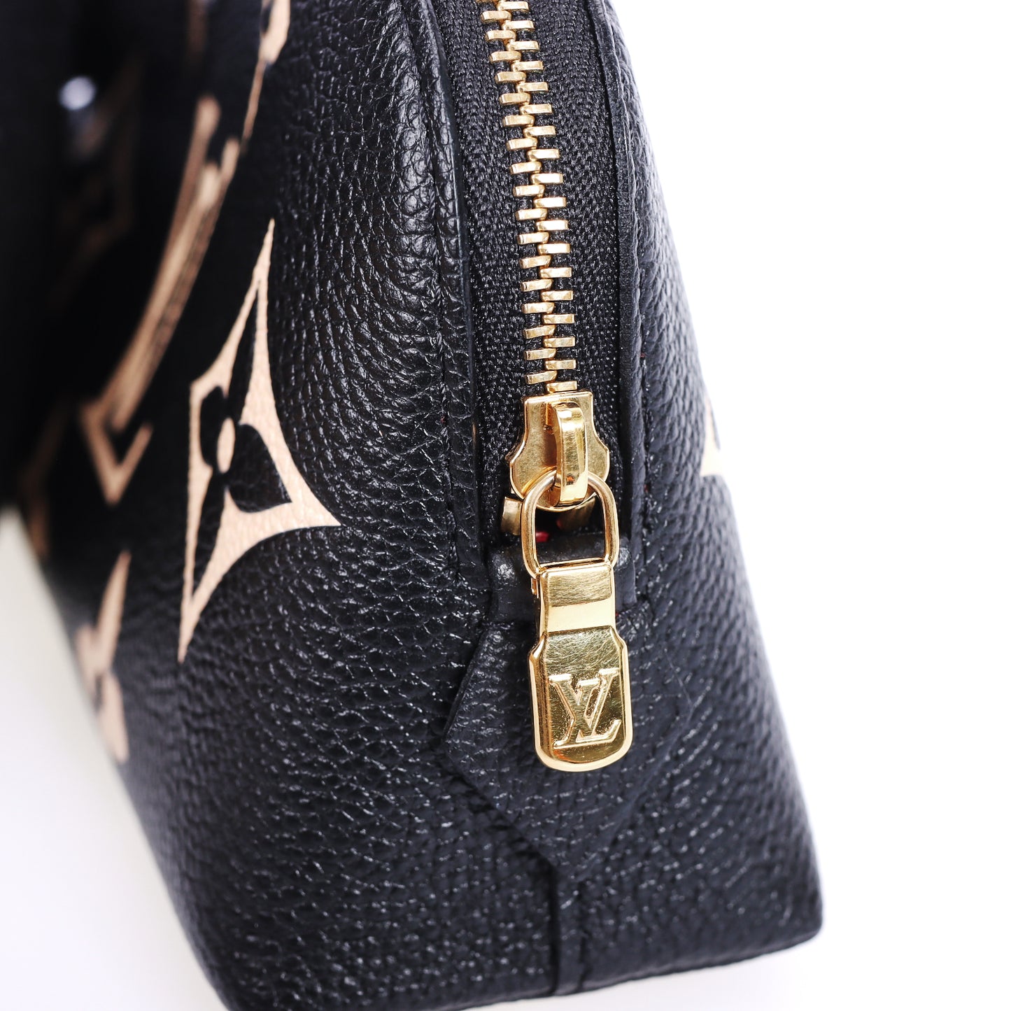 Pre-Owned Louis Vuitton  Cosmetic Pouch Monogram Black Calfskin Leather Clutch Bag 52533104