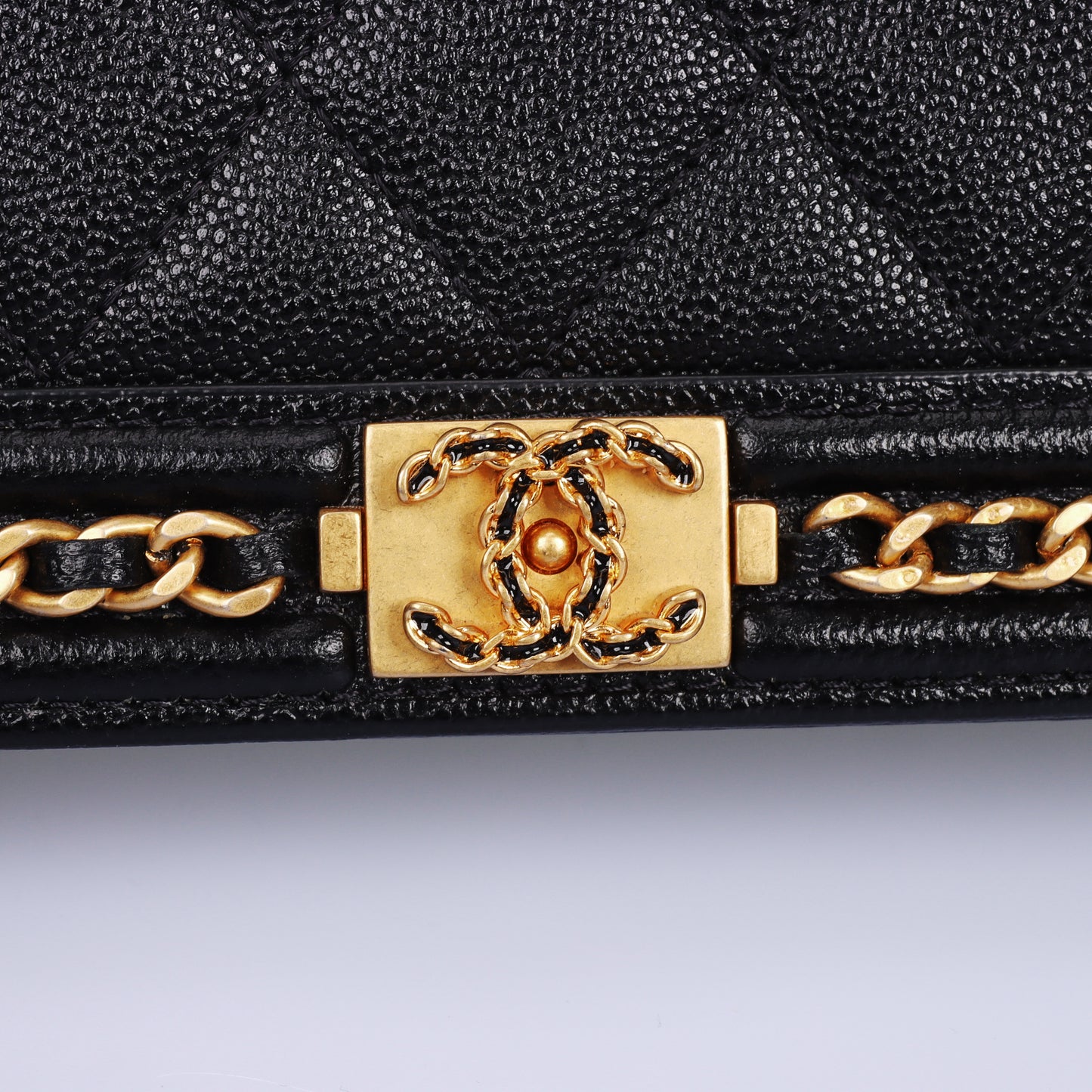 Pre-Owned CHANEL Boy Black Caviar Calfskin Wallet On Chain 56530039 L