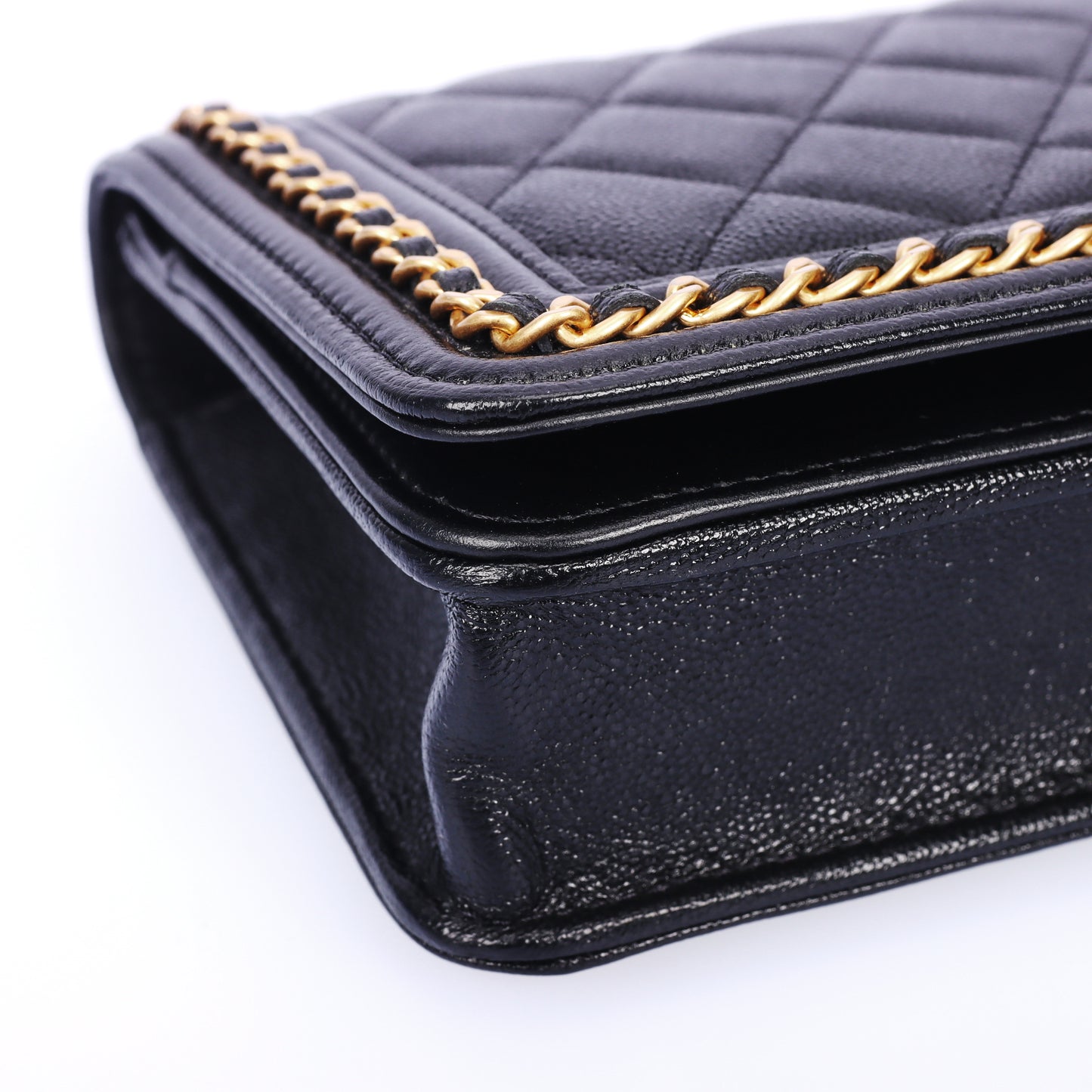 Pre-Owned CHANEL Boy Black Caviar Calfskin Wallet On Chain 56530039 L