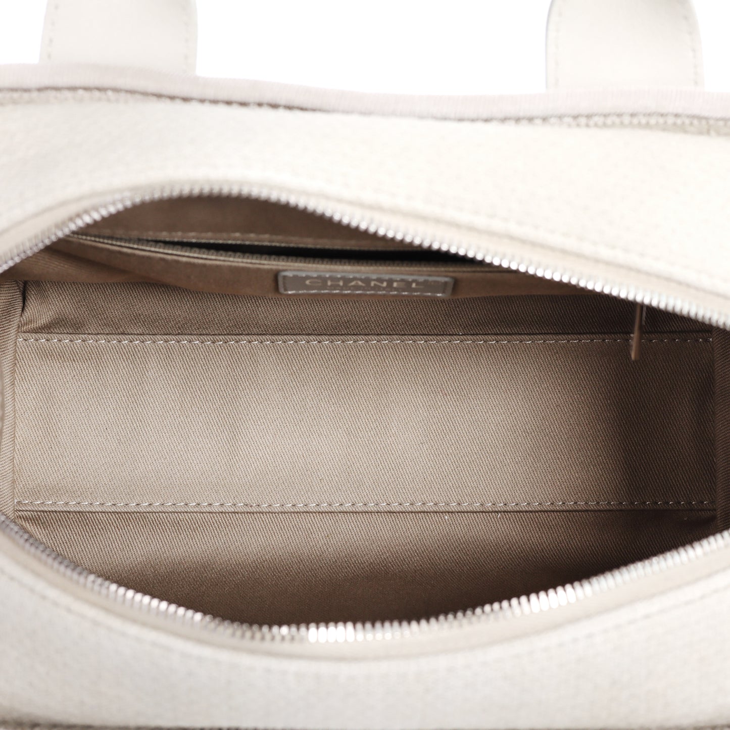 Pre-Owned Chanel Deauville Bowling Gray Canvas Shoulder Bag 56806447