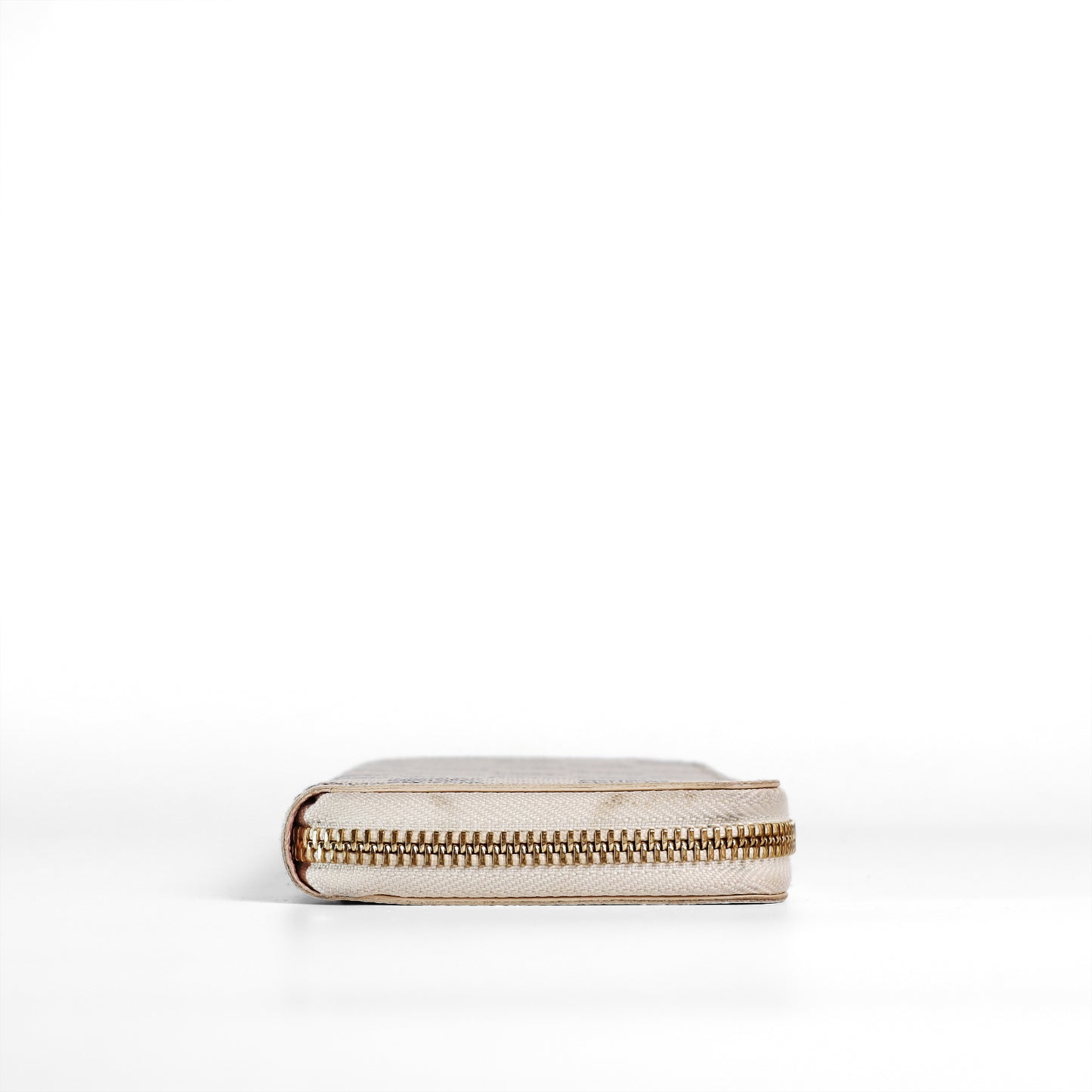 Pre-Owned Louis Vuitton Zippy Off-White Damier Azur Coated Canvas Wallet 58336617